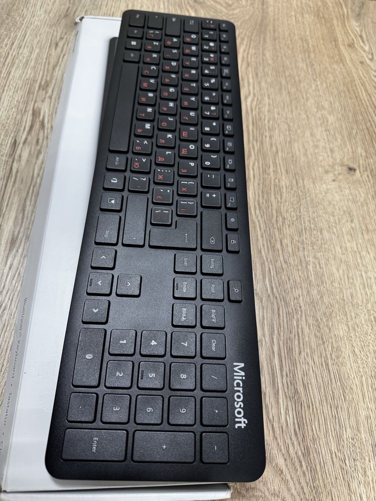 Безпровідна клавіатура Microsoft Bluetooth