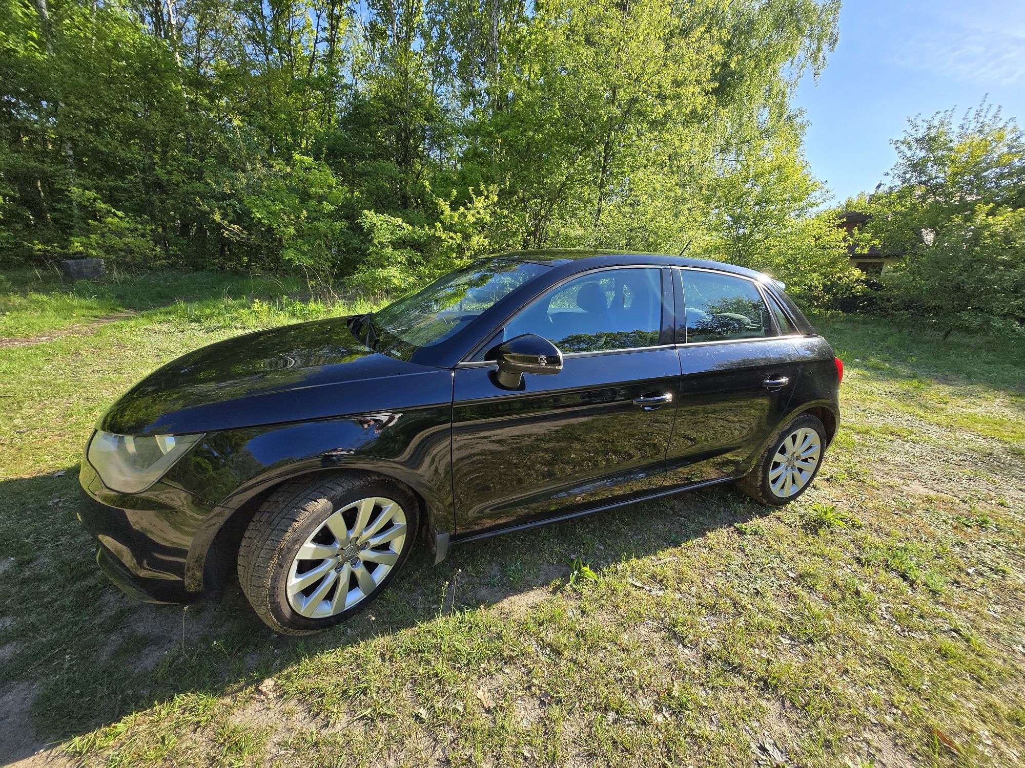 Audi A1, czarny lakier, stan b.dobry