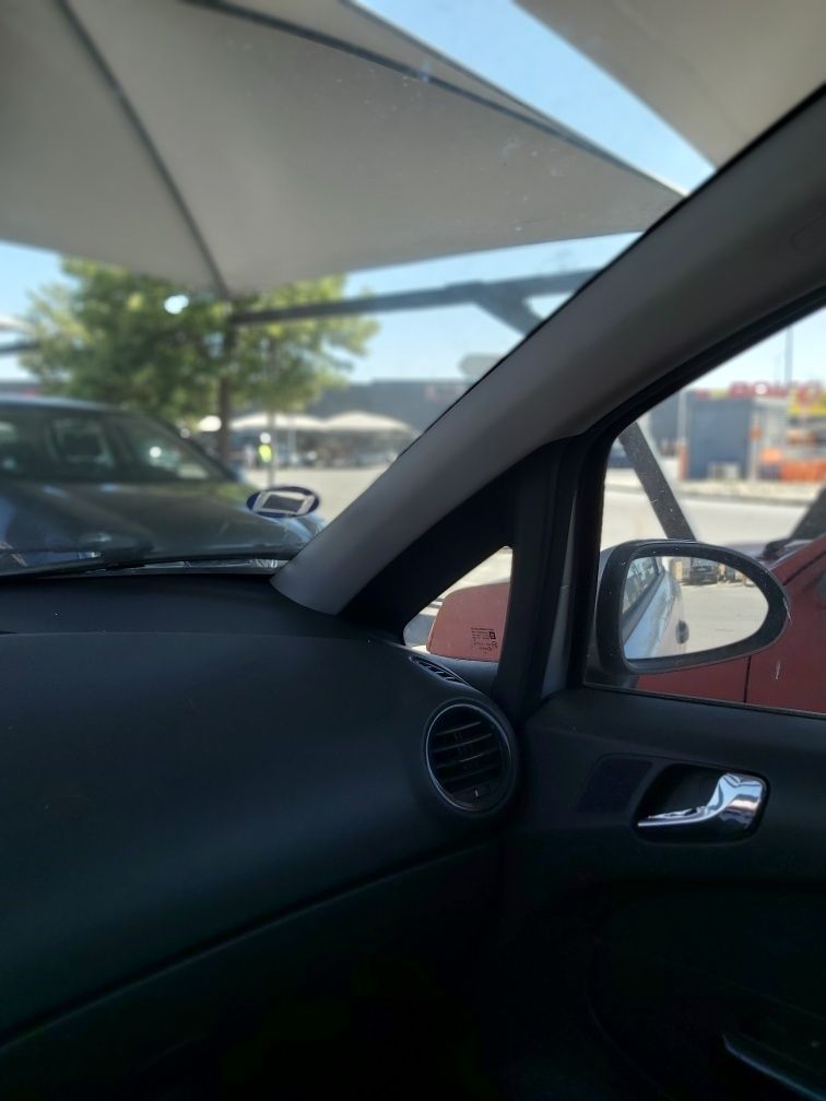 vendo opel corsa com avaria da junta da cabeça do motor