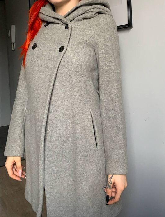 Grey Zara coat for autumn