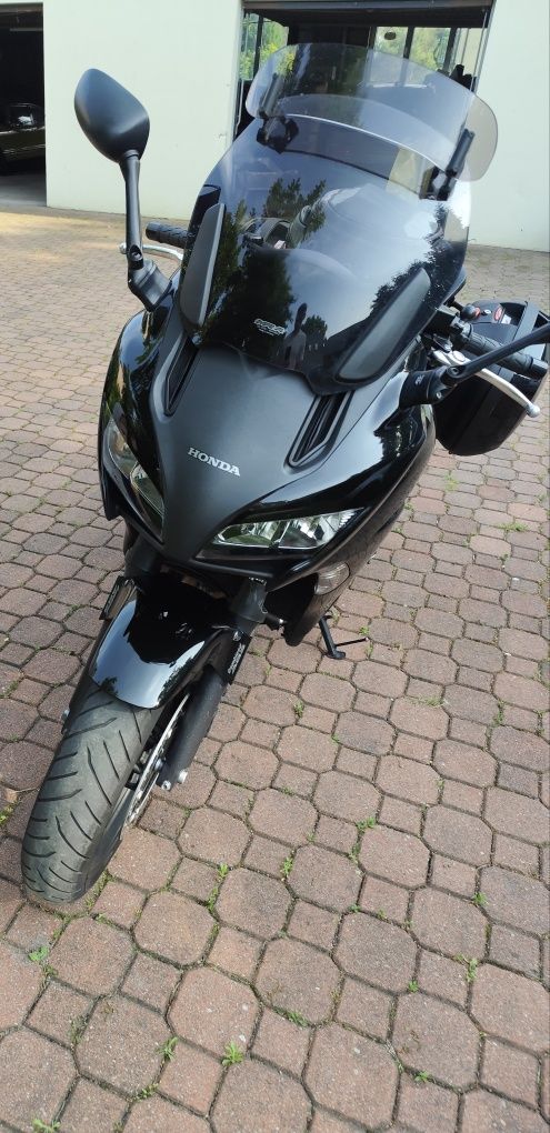 Piękna Honda CB1000F  2010  Gwarancja  Zestaw kufrów  (filmik)