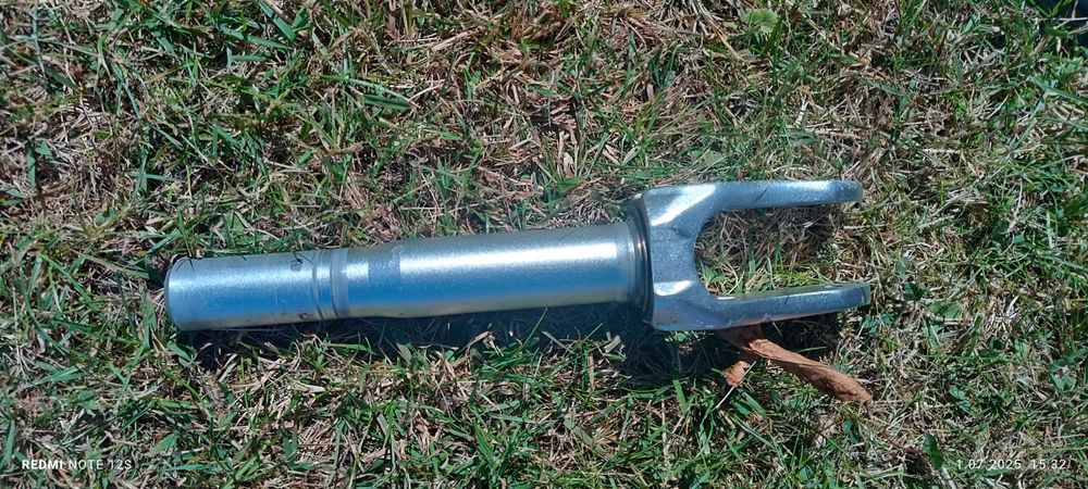 Widelec do hulajnogi wyczynowej