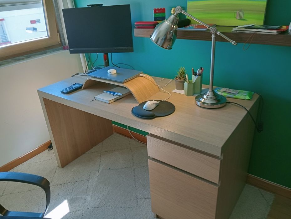 Vendo mesa de escritório