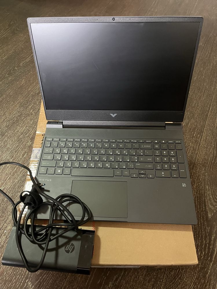 На запчасти! Ноутбук HP Victus 15-fb0028nr (677H9UA)