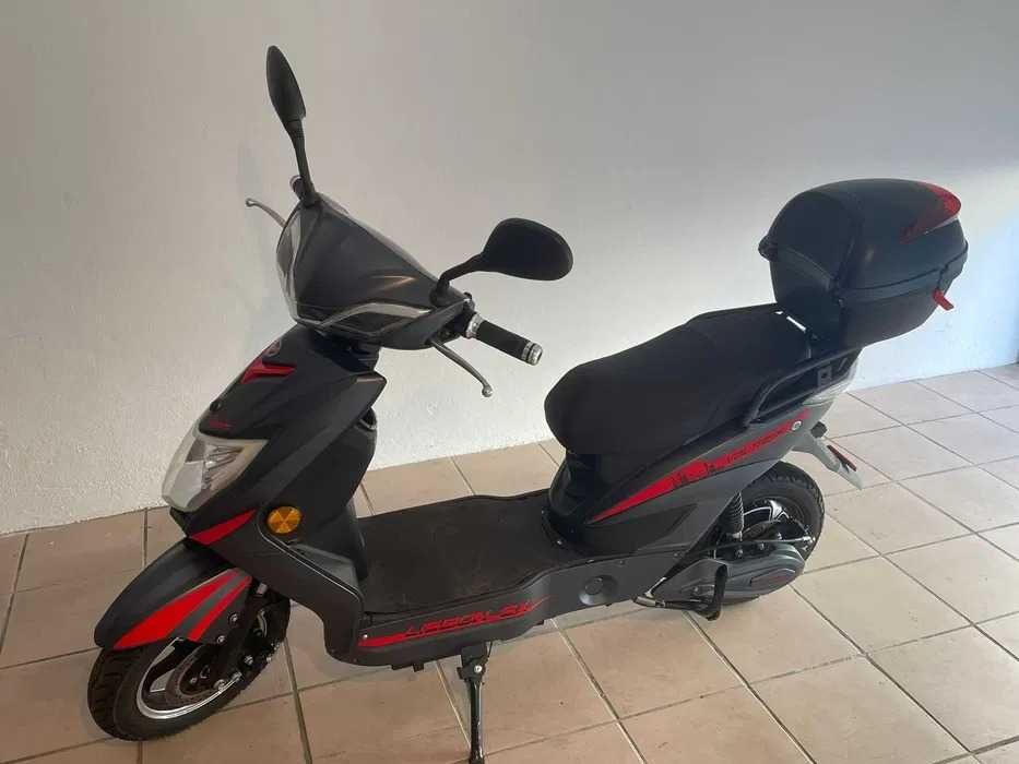 Mota Elétrica – Sem Carta | Quase Nova | Grande Oportunidade