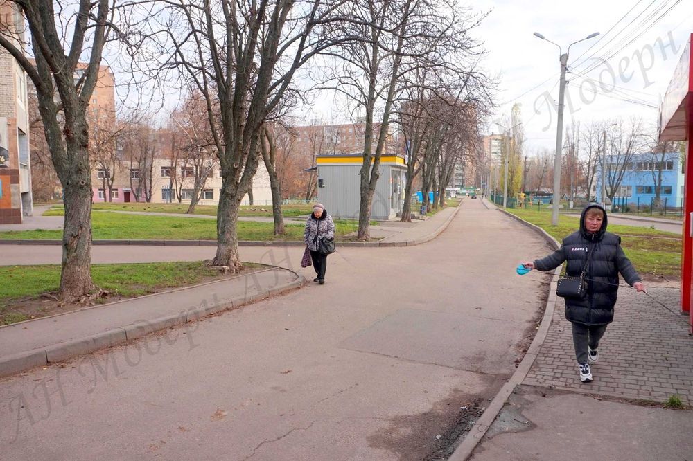 Павільйон 27 м2 серед висоток по пр-ту Аерокосмічному оренда Харків