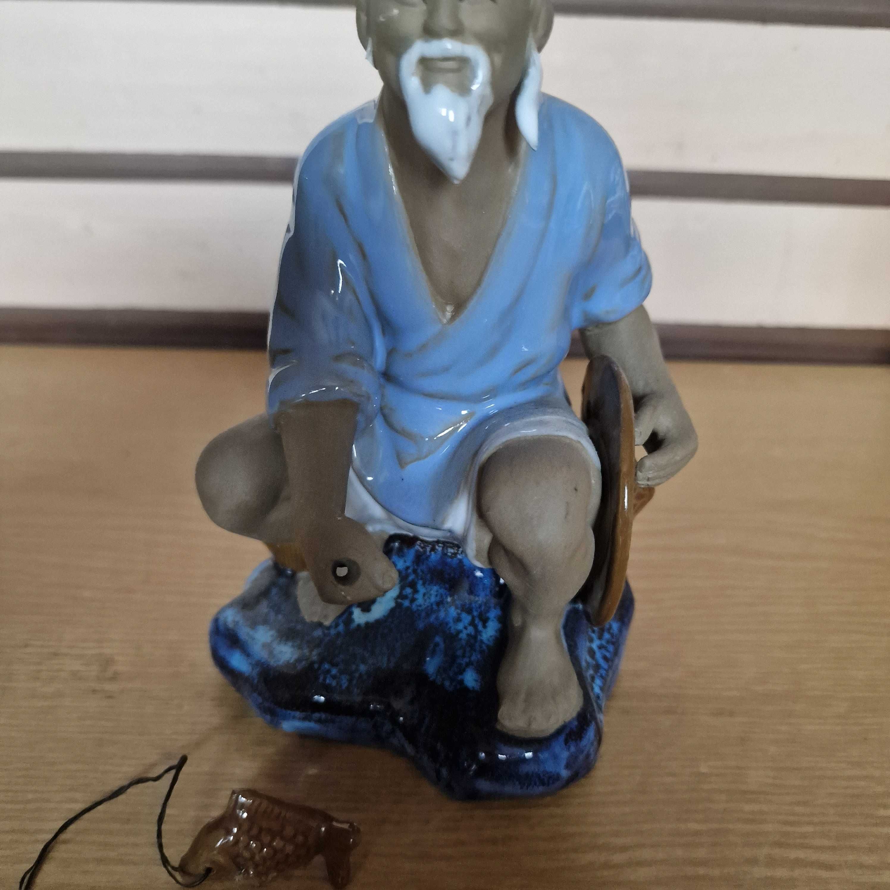 Figurka porcelanowa chińskiego rybaka chińska porcelana