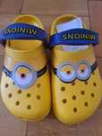 Crocs Minionki J2