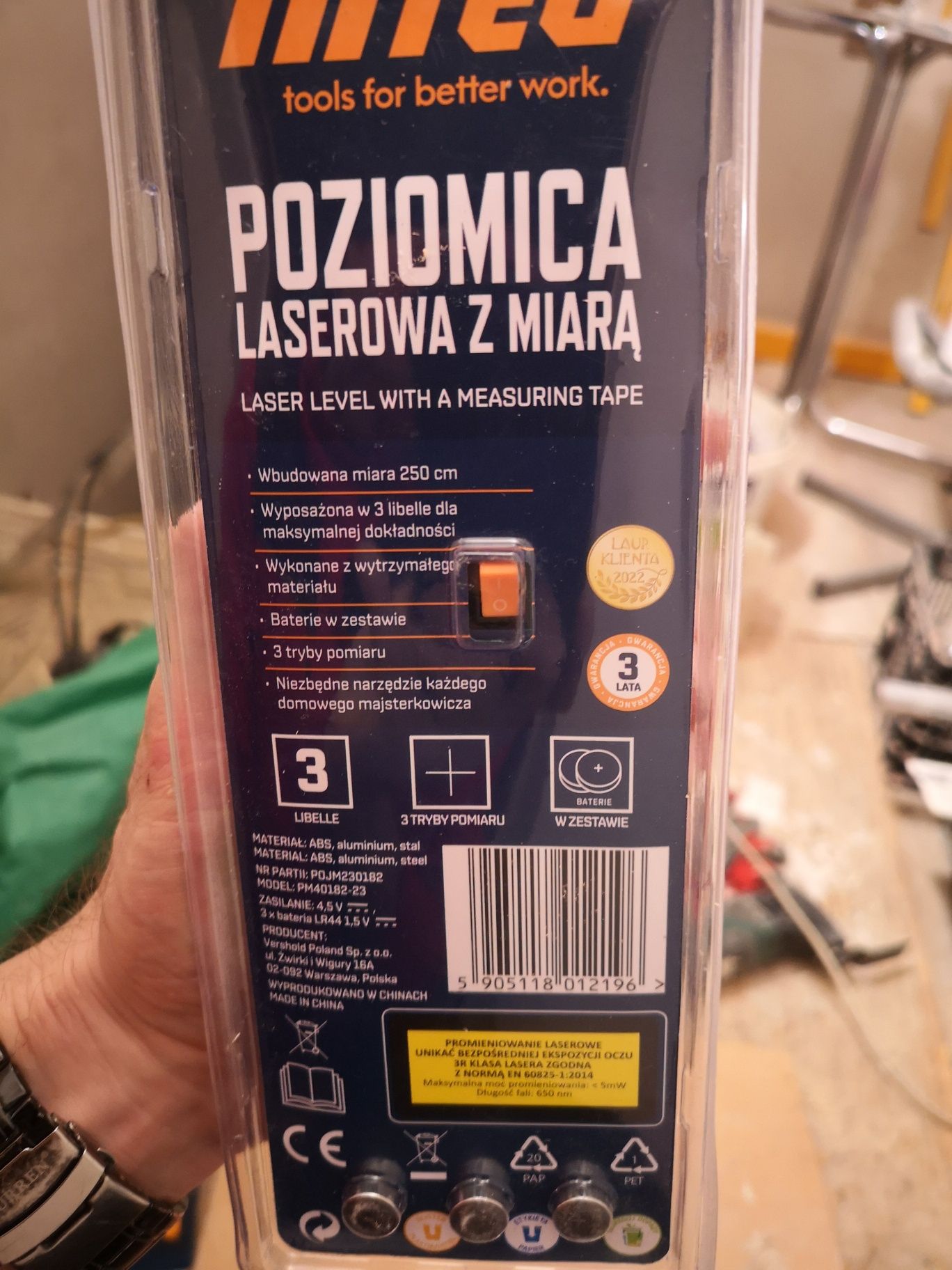 Poziomica laserowa z miarą nowa