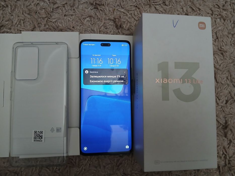 Телефон Xiaomi 13 Lite
