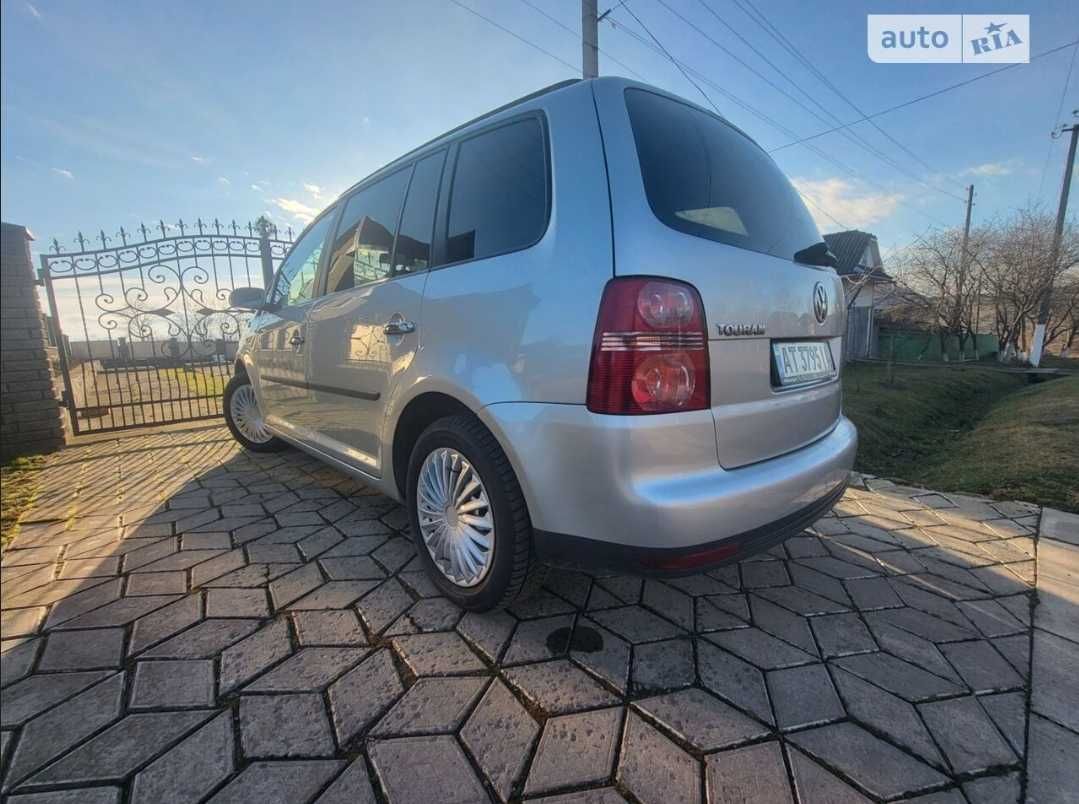 Volkswagen Touran 2007 рік