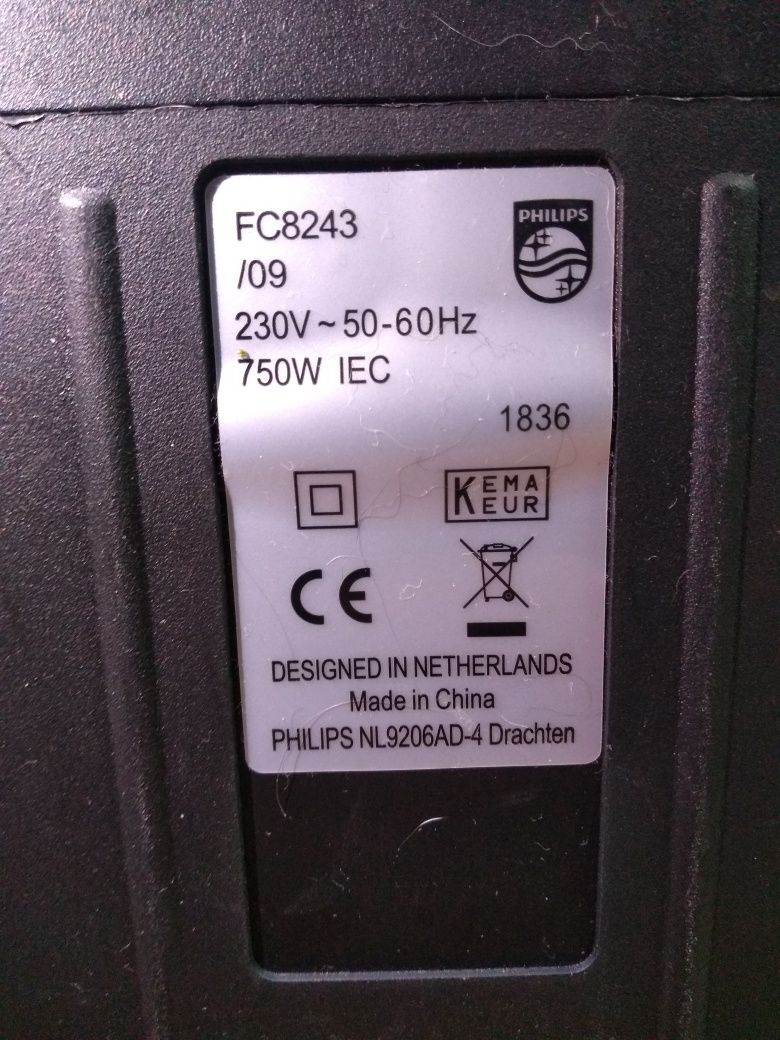 Odkurzacz Philips PowerGo FC 8243/09 750W NIESPRAWNY