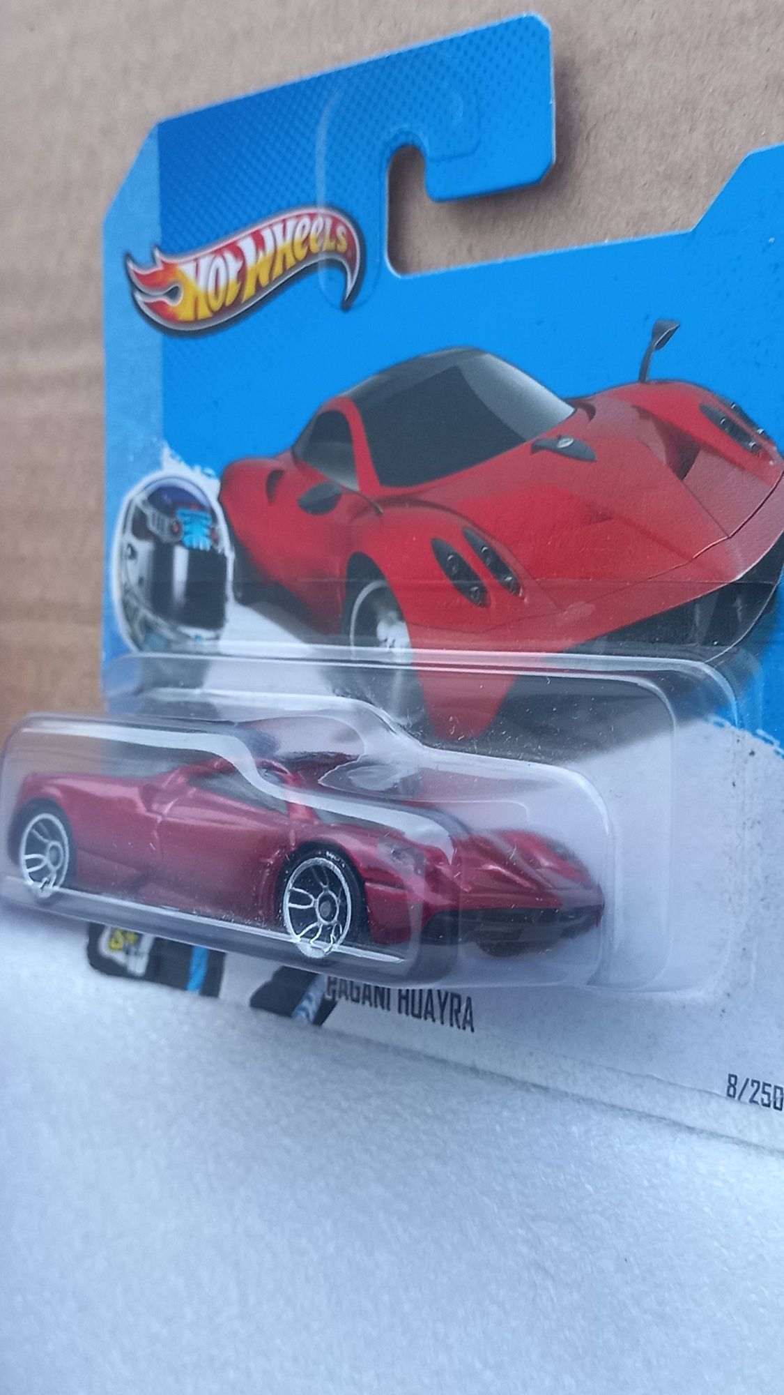 Pagani Huayra Hot Wheels 2013