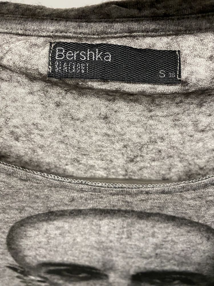 T-Shirt Bershka (Tam S)