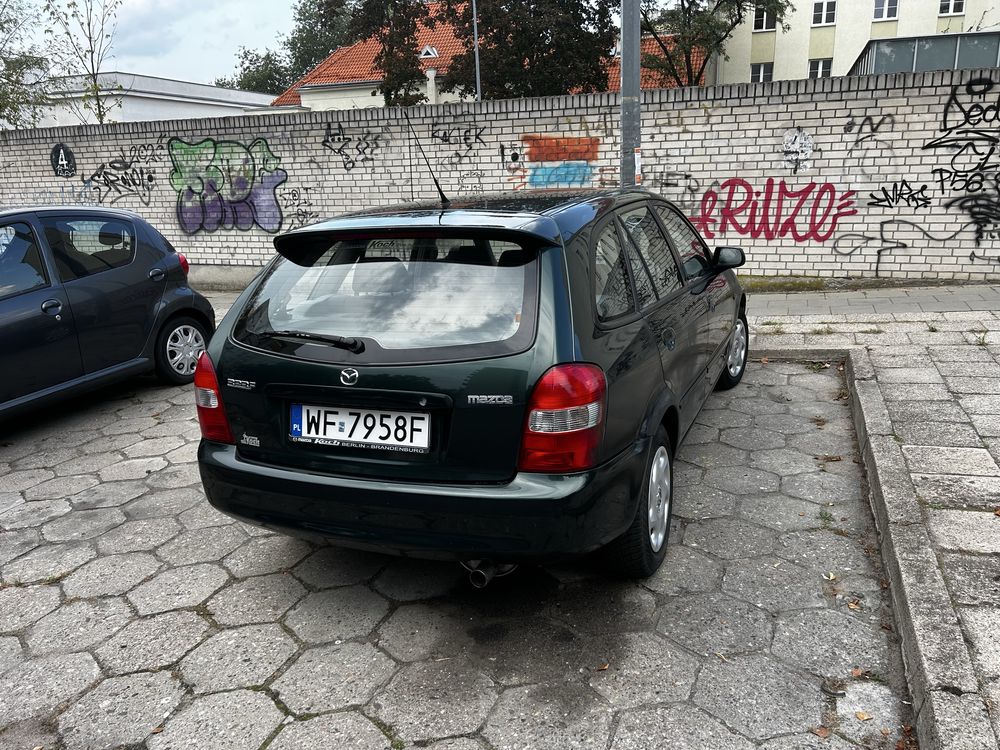 Mazda 323F automat, 120000km przebiegu 14 lat w jednej rodzinie