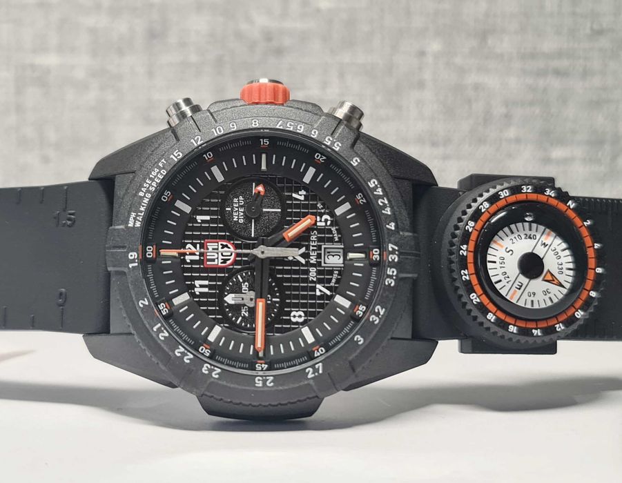 Чоловічий годинник часы Luminox 3782 Bear Grylls 45mm Carbon Tririum