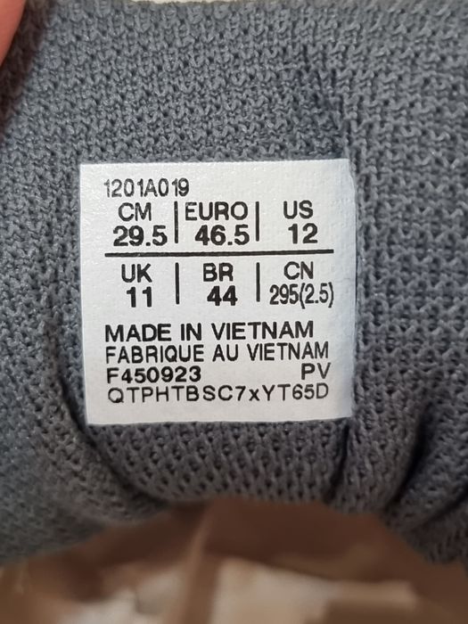 Оригінал 100% кросівки asics gel kayano 14  eur 46.5