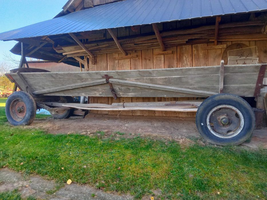 Wóz do ciągnika , przyczepa .