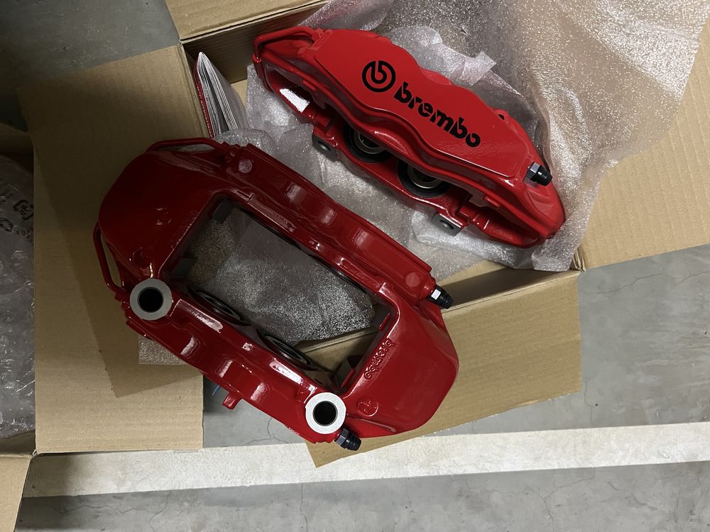 Продам суппорта Brembo новые