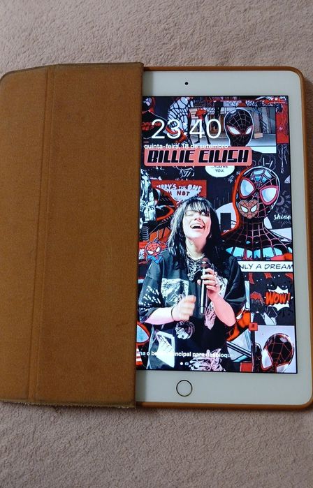 iPad 9.7 – Bom estado + capa incluída

Vendo iPad usado, em muito bom
