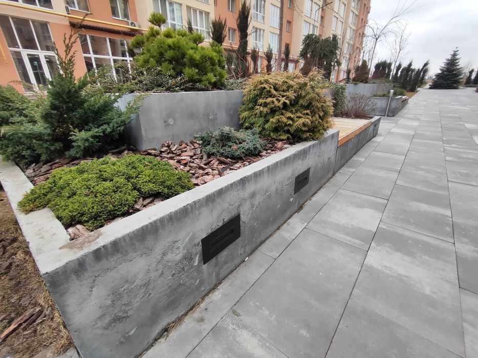 Цена с оформлением! 37 КВ.м. Новый ремонт. Без комисси.