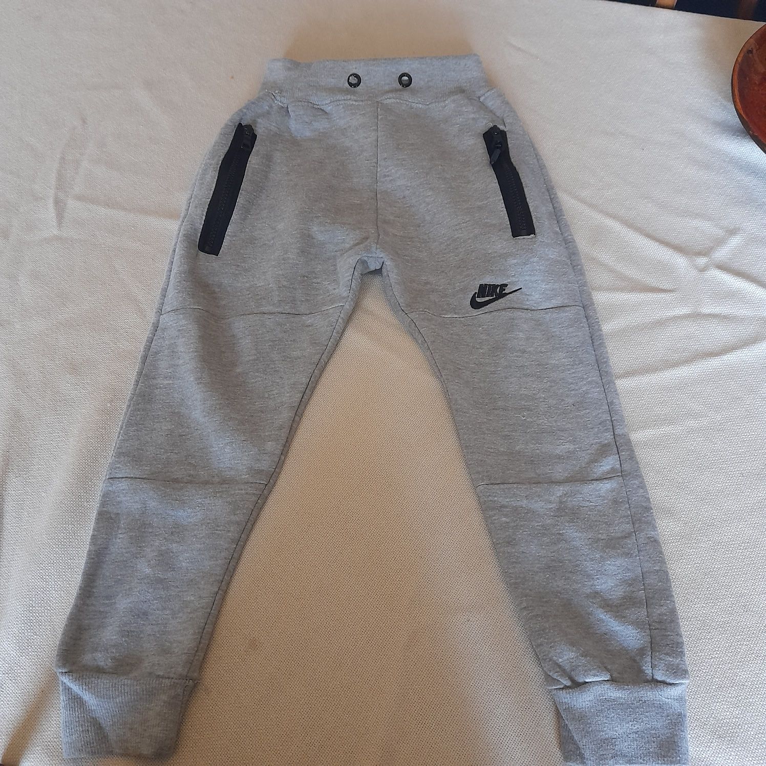 Spodnie dresowe NIKE 5/6 lat