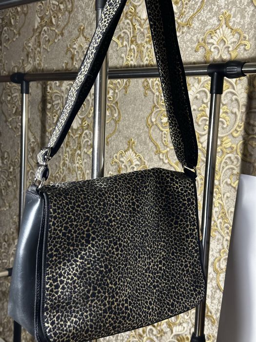 Жіноча сумка через плече