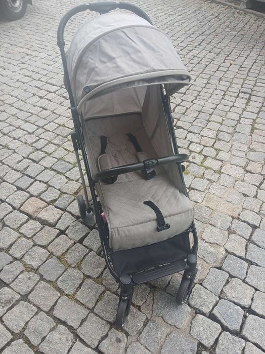 Vendo carrinho chicco troley me