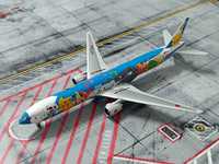 1/400 Boeing B777-300 ANA Pokemon JA754A Phoenix