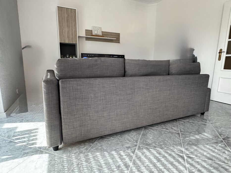 Sofá chaise longue cinza