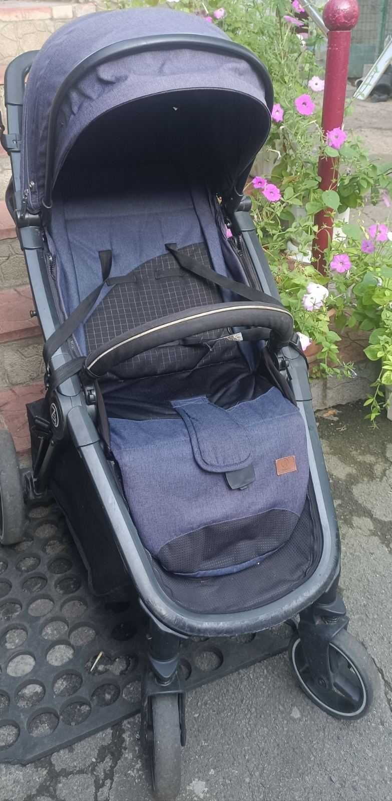 Прогулянковий візок BabyZz B100