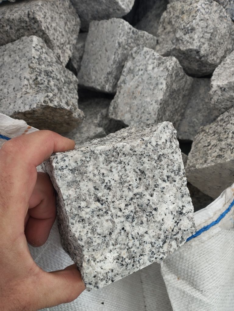 Kostka Granitowa Strzegom Grysy Łupek
