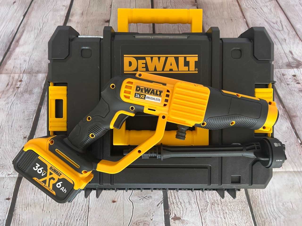 Мойка Акумуляторна DeWalt DCPW550B мийка ручна 2 акумулятора 36 Вт 6 а