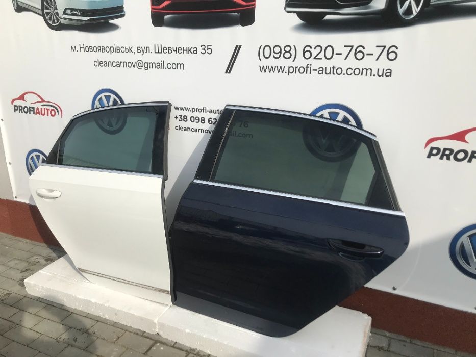 Дверка(двері)задні праві-ліві (голі-взборі) Volkswagen Passat B7-B8