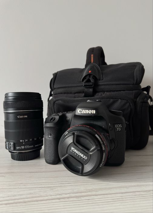 Камера Canon EOS 7D