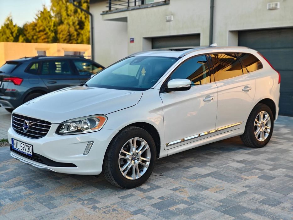 Volvo XC 60 Volvo XC60 2014r.*3,2 benzyna*lift*automat