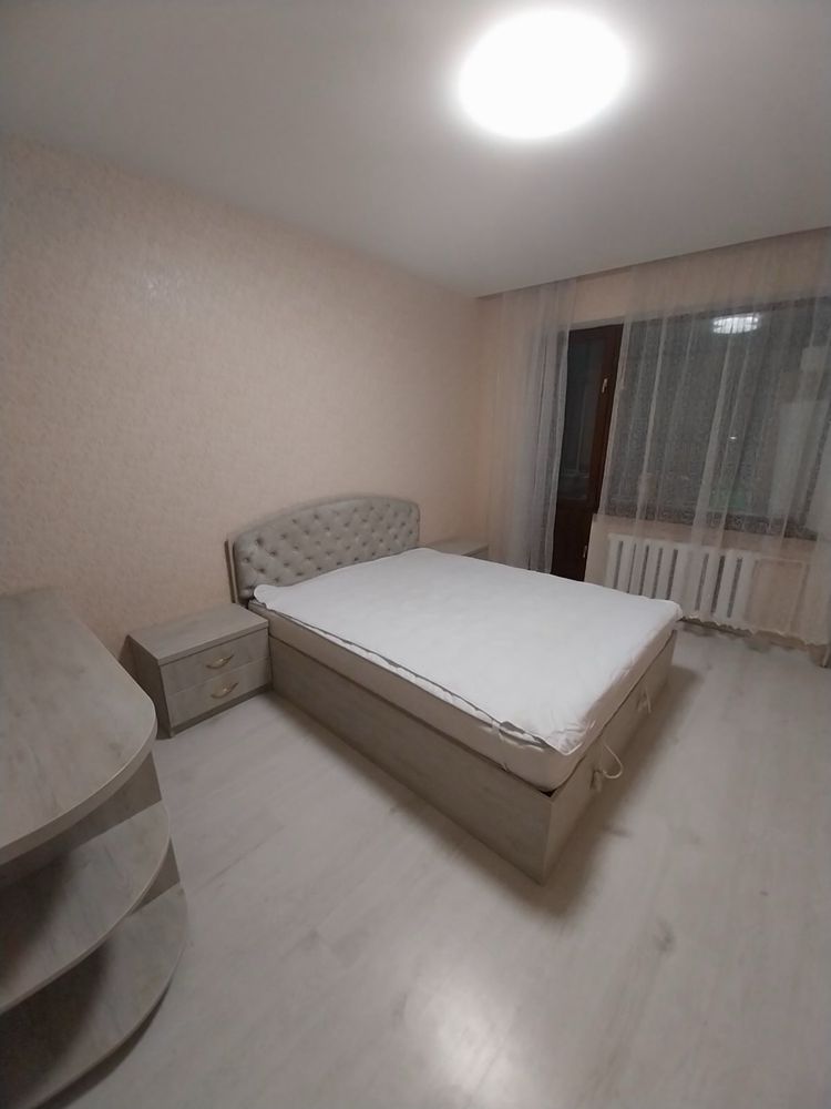 Продам 2 х кімнатну квартиру в центрі міста Борисполя