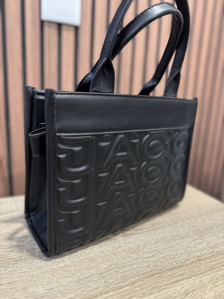 Mala Marc Jacobs