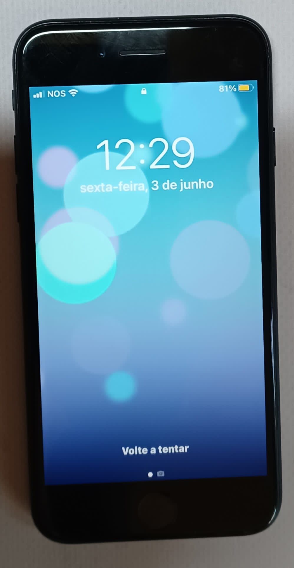 iPhone SE ainda na garantia