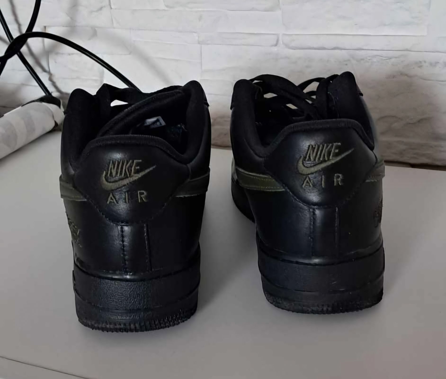 Adidasy Nike Air Force One czarne Gore-Tex oryginalne 44,5