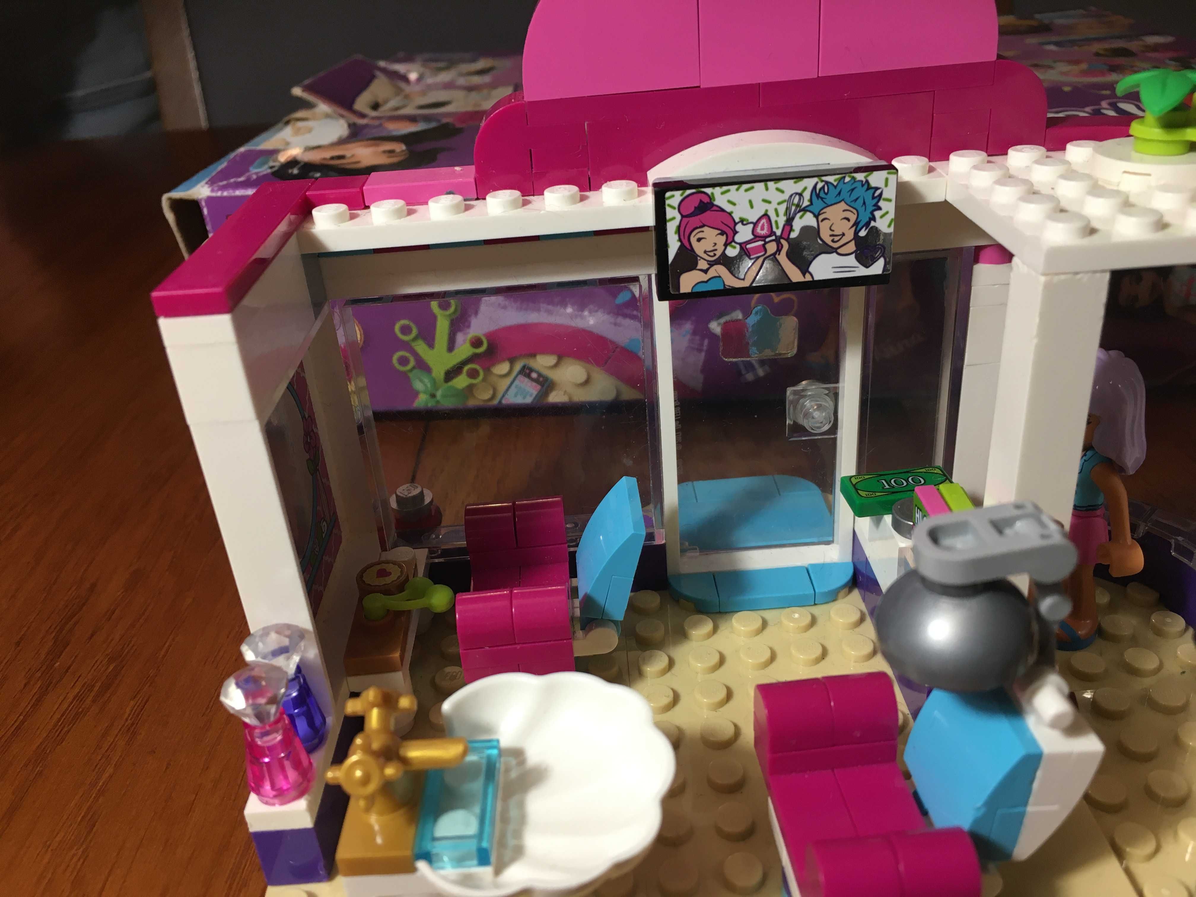 Lego Friends 41391 - salon fryzjerski w Heartlake