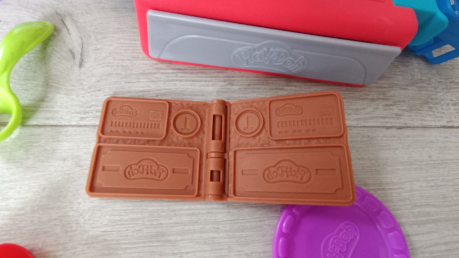 Play-Doh lodziarnia i kasa fiskalna