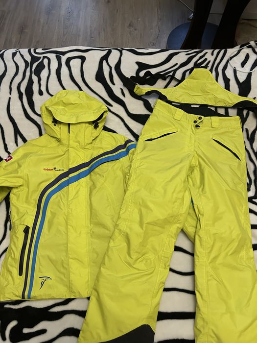 Лижний костюм жіночій