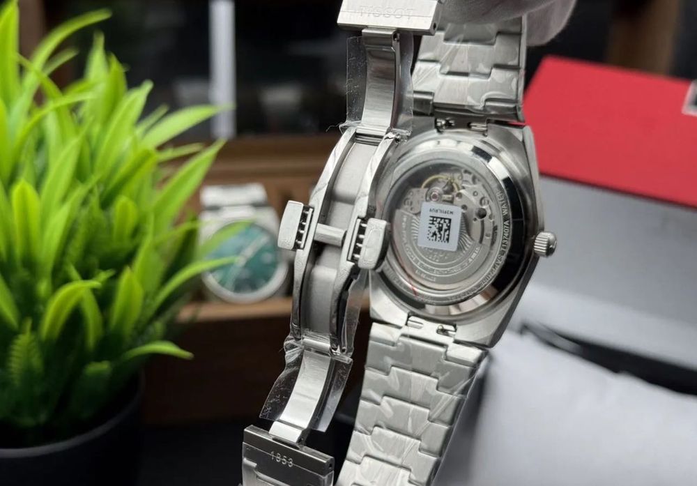 Механические часы Tissot PRX 1853 Powermatic