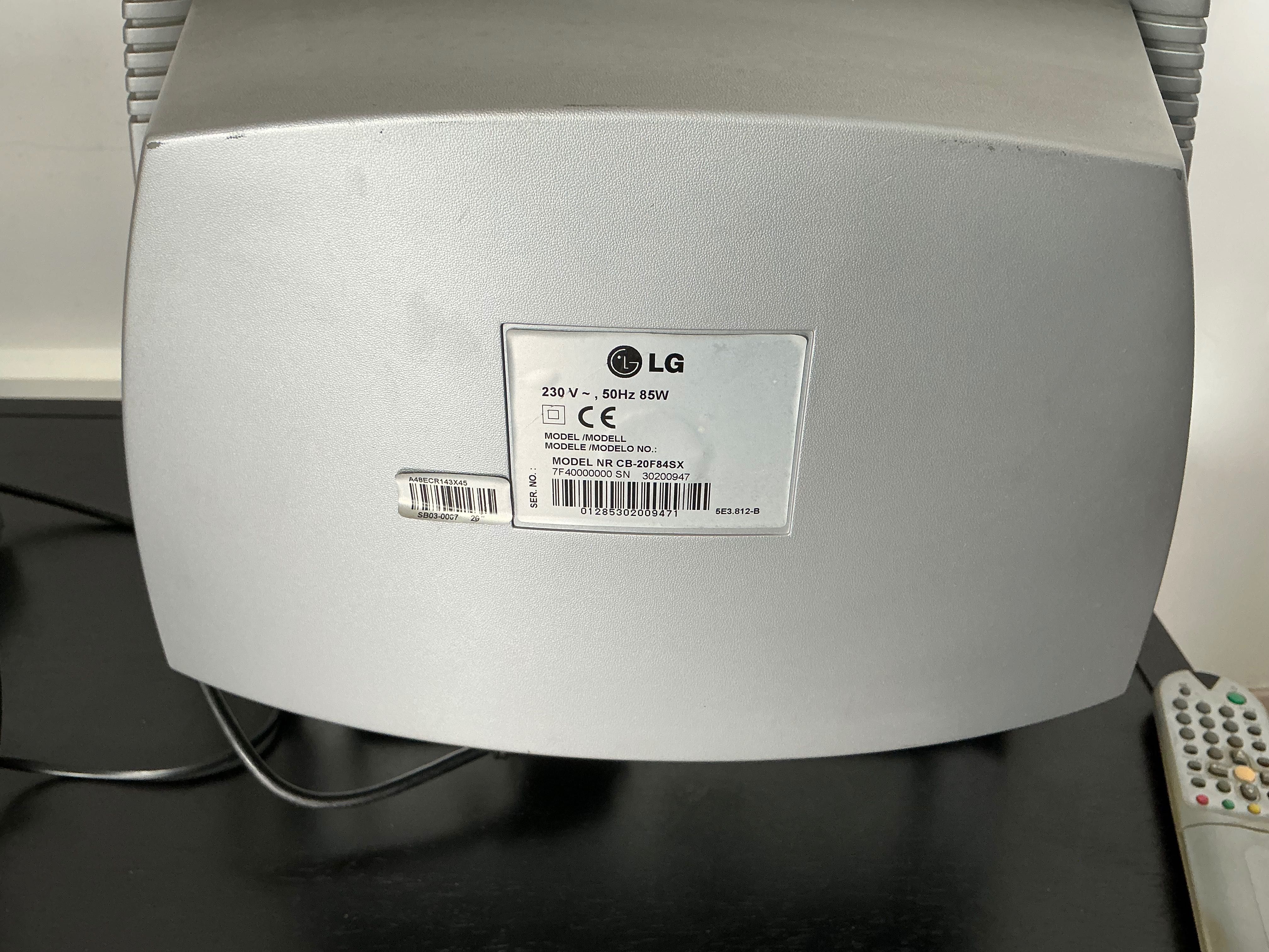 Excelente estado! TV LG CRT 20” (CB-20F84SX) com entrada SCART