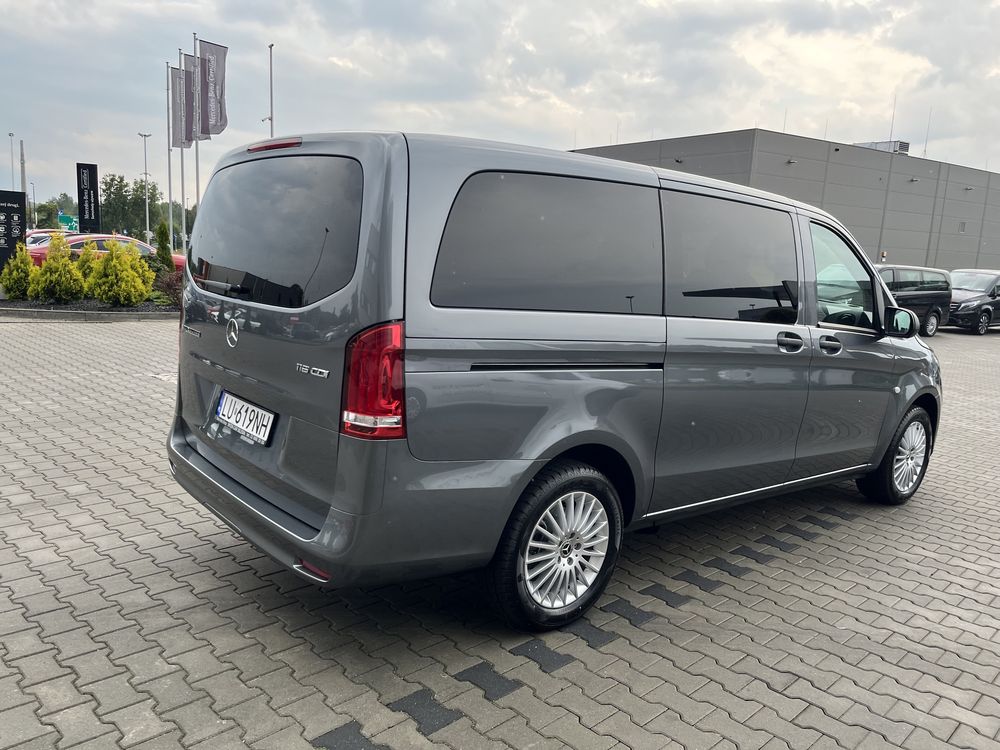 Wynajem busa Mercedes vito 8-osobowy automat nowy 2022