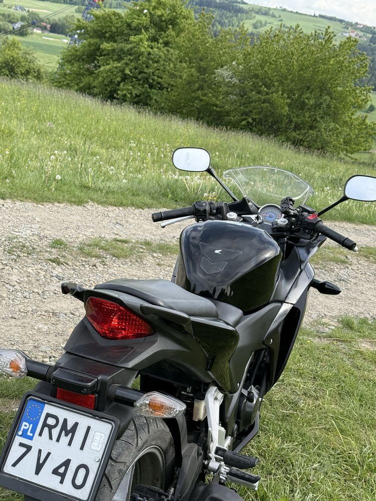 Honda CBR 250R.
