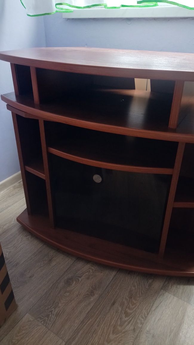 Szafka pod telewizor