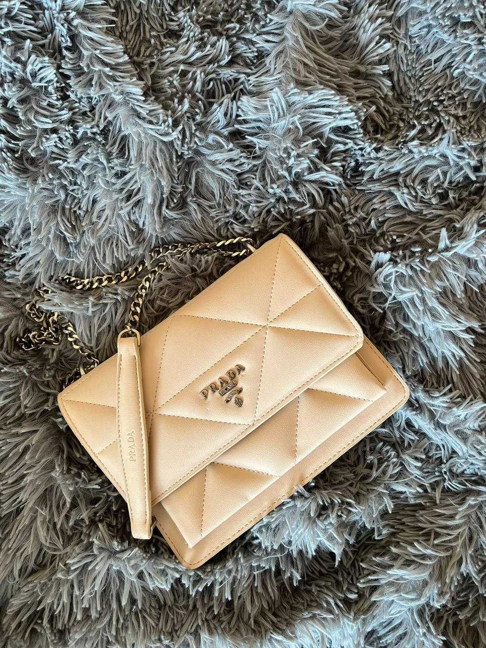 Сумка Prada Nappa Shoulder Bag