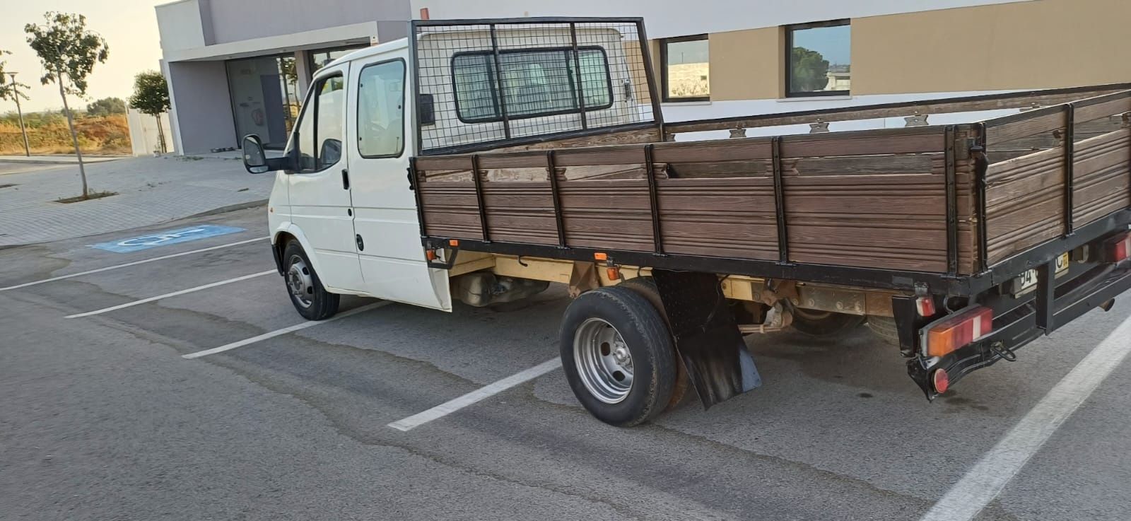 Ford Trasint Caixa aberta 6 lugares